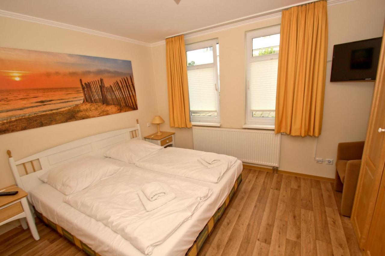 Mit Meerblick Und Balkon, Gratis Nutzung Vom Ahoi Erlebnisbad Und Sauna In Sellin - Meeresblick Fewo 35 Goehren  Buitenkant foto