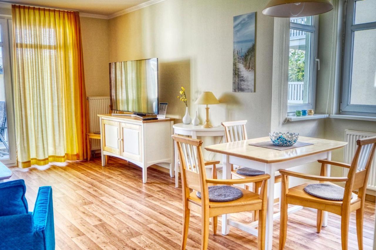 Mit Meerblick Und Balkon, Gratis Nutzung Vom Ahoi Erlebnisbad Und Sauna In Sellin - Meeresblick Fewo 35 Goehren  Buitenkant foto